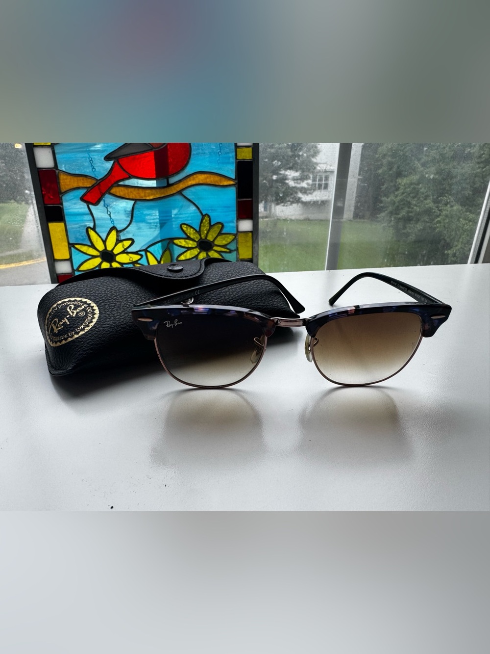 Ray-Ban Clubmater Sunglasses in Brown Gradient w. Case